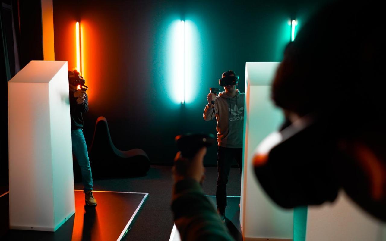ハンブルク Rcadia Gaming House Bed & Breakfast エクステリア 写真