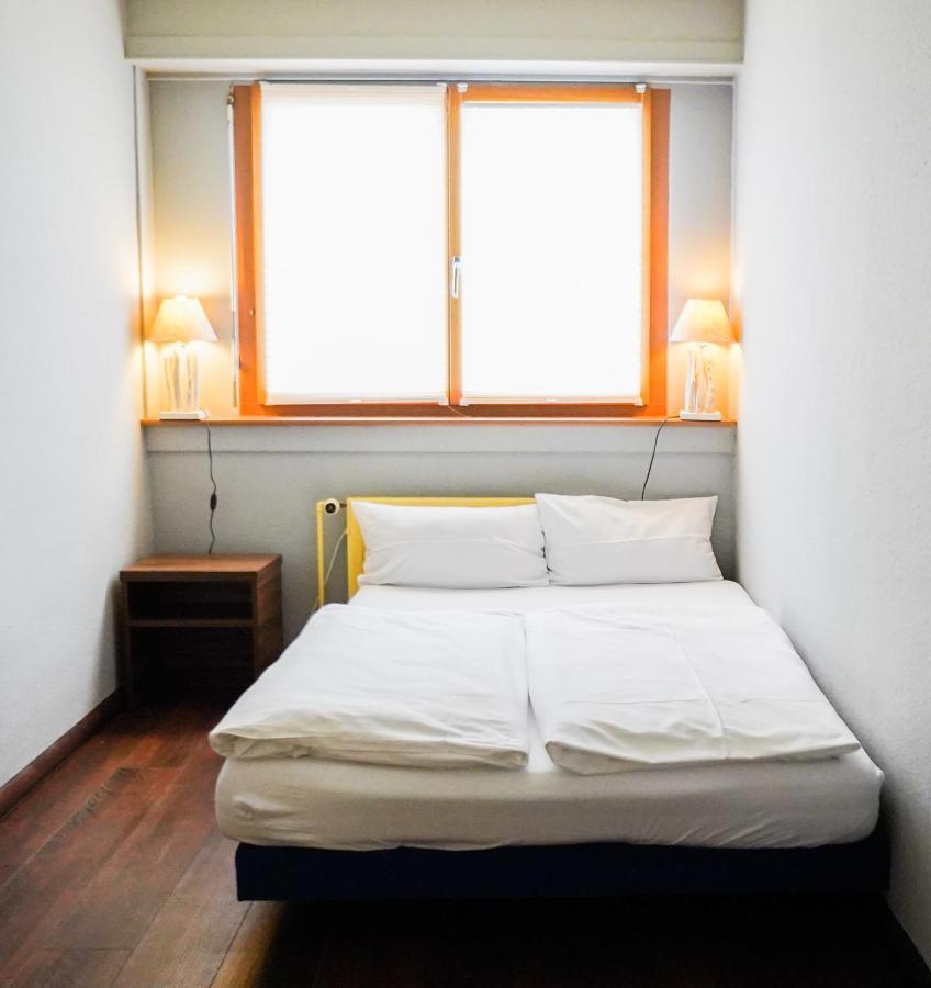 ハンブルク Rcadia Gaming House Bed & Breakfast エクステリア 写真