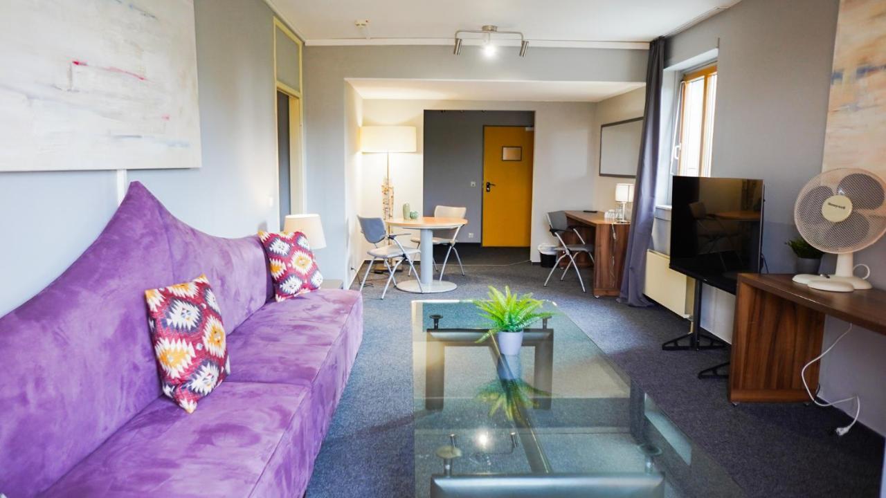 ハンブルク Rcadia Gaming House Bed & Breakfast エクステリア 写真